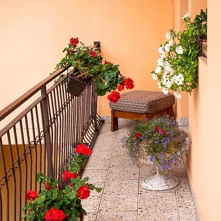 2- Posteľová Izba S Kuchynkou A Kúpeľňou Riško V * Trstená