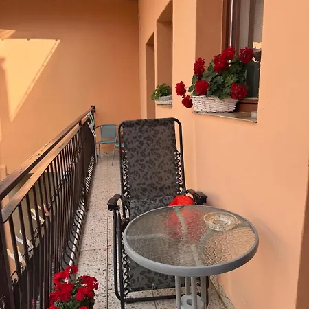 2- Postelova Izba S Kupelnou A Kuchynkou Risko V Appartement Trstená