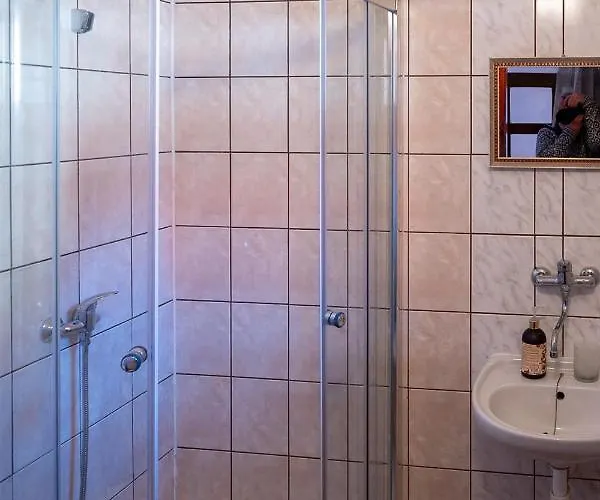 2- Postelova Izba S Kupelnou A Kuchynkou Risko V Trstená